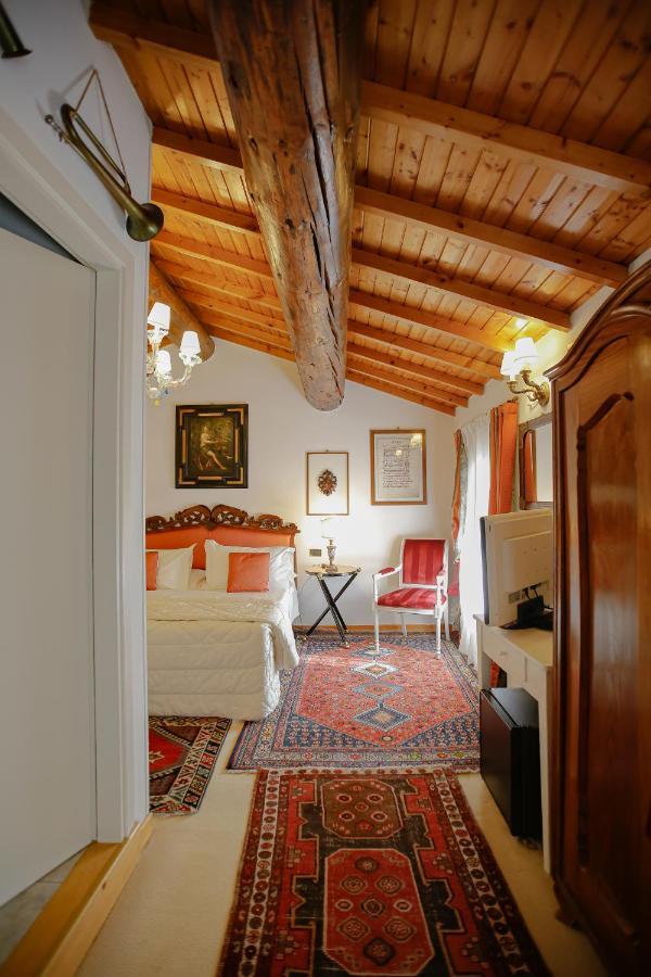 Hotel Casino Di Caccia *