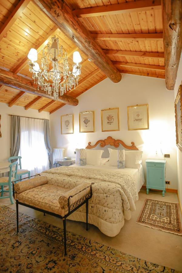 Hotel Casino Di Caccia *